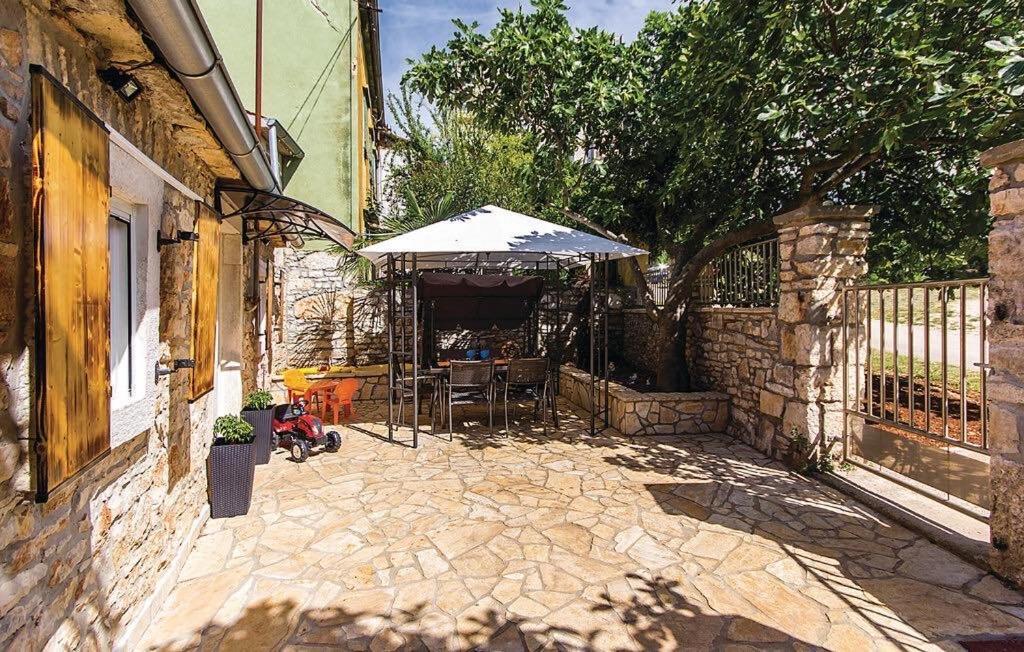 Holiday House Carpe Diem Pula Apartman Kültér fotó